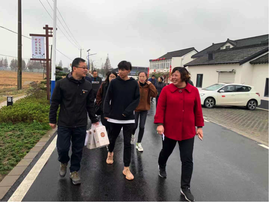 磊諾公司蓮湖村慰問老人黨建活動(dòng)(圖3)